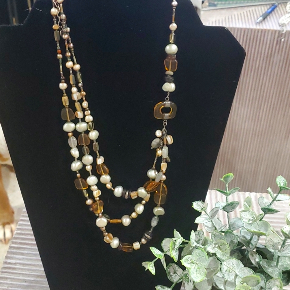 🔥Silpada Icon Triple Strand Necklace